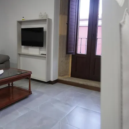Apartment Sanin Lumbrales
